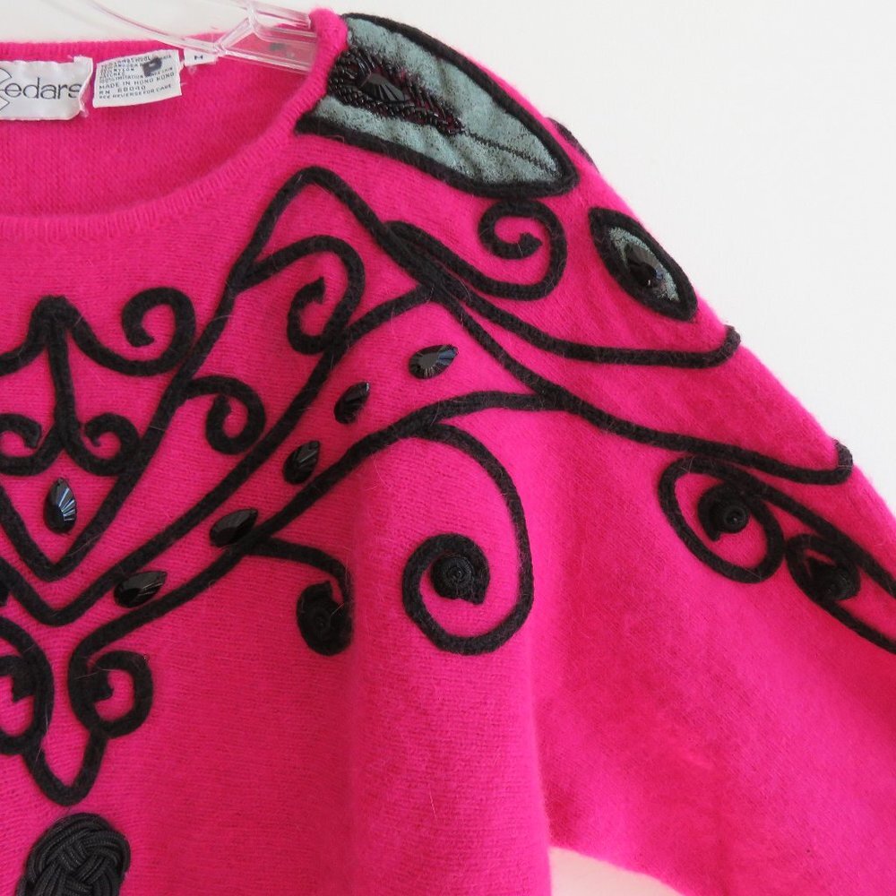 VINTAGE CEDARS Angora Lambswool  Pink Beaded Dolman Sleeve Sweater - Size M - Picture 9 of 15